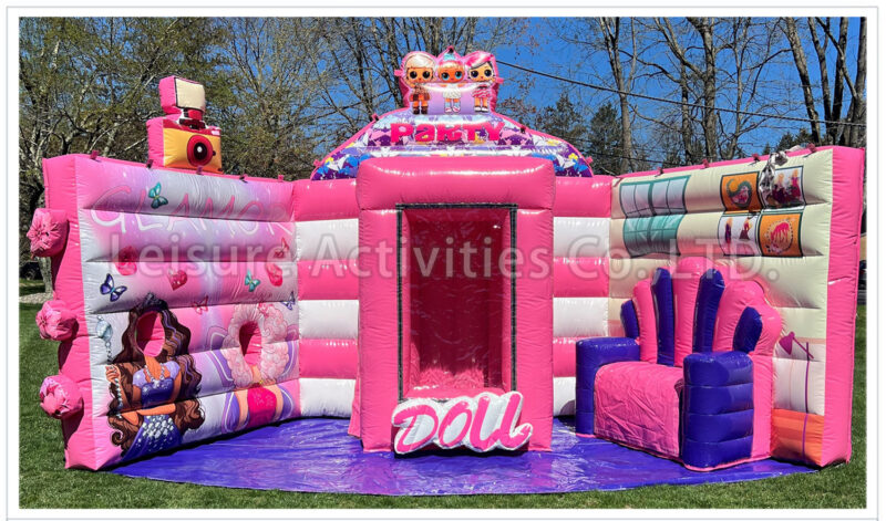 doll selfie station