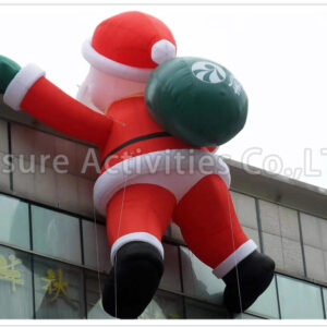 210d santa on the wall